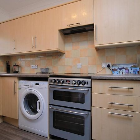 Exmouth - Newly Available, Near The Beach Apartment Exterior photo