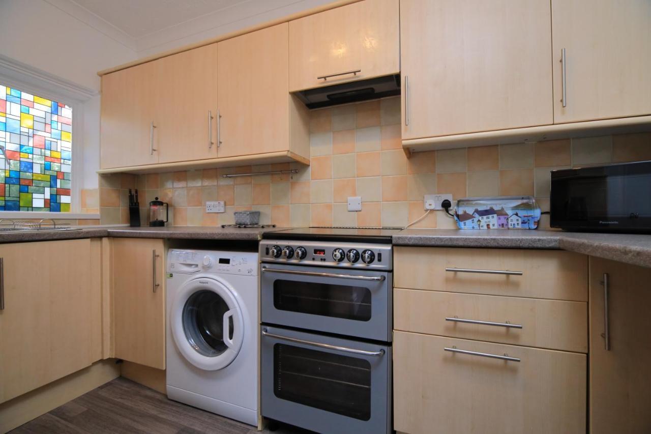 Exmouth - Newly Available, Near The Beach Apartment Exterior photo